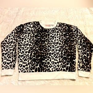 Leopard print Betsy Johnson sweater size large